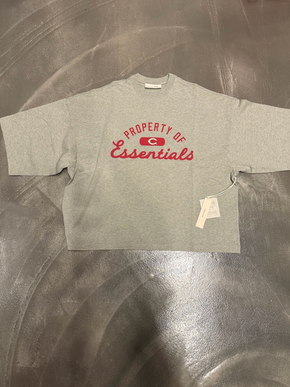 ESSENTIALS FOG boxy grey Cincinnati Reds tee XL NEW with tags